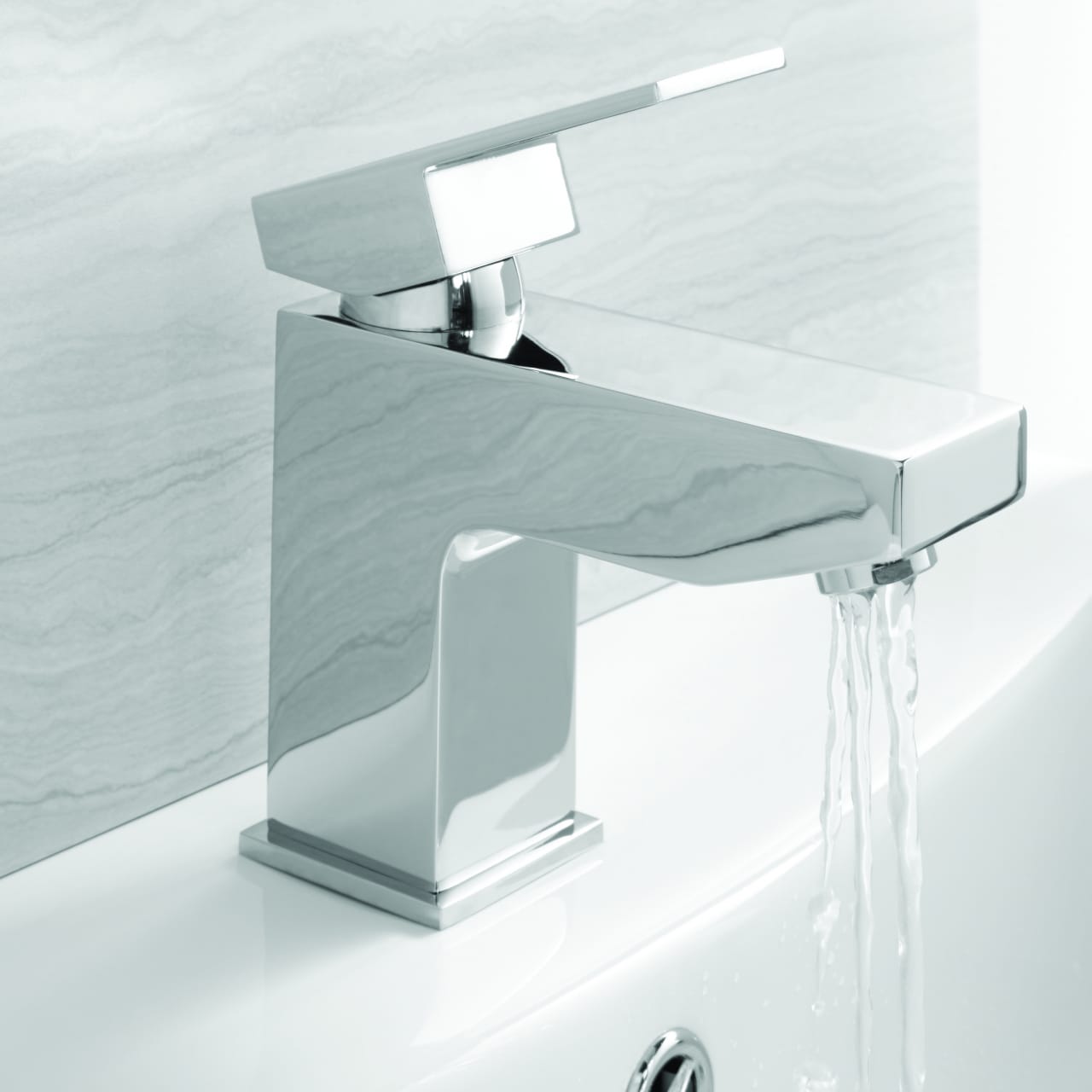 ET9026 Essential Edgeware Mono Basin Mixer Bathroom