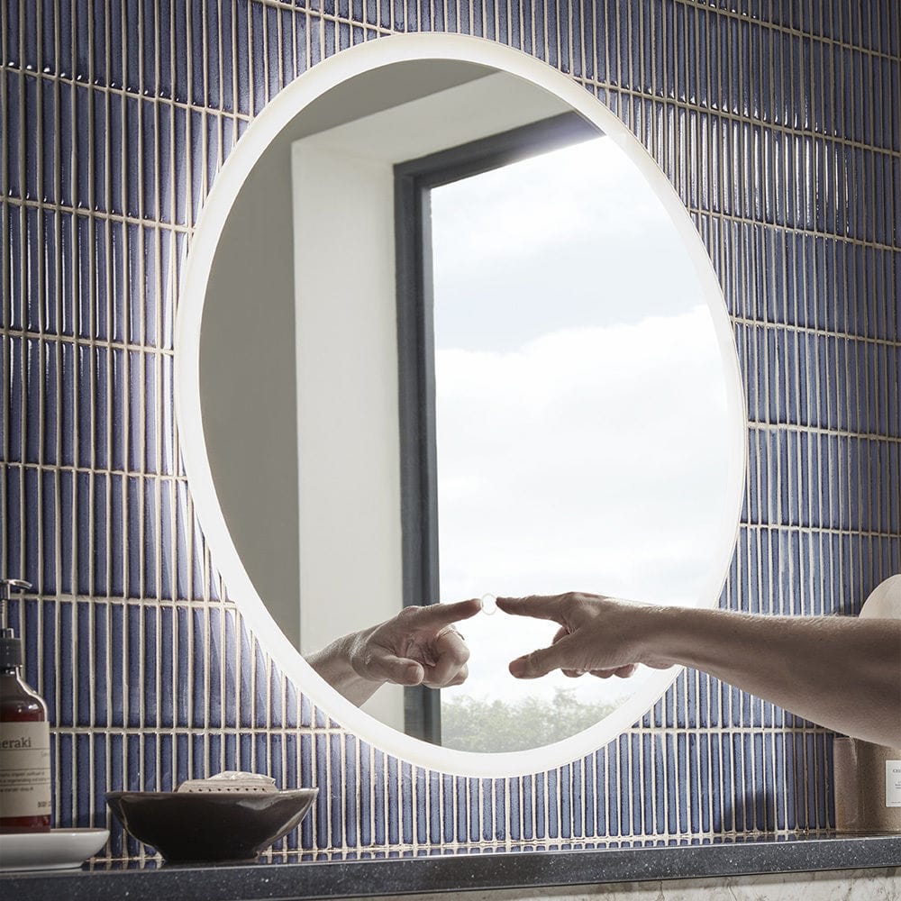 BTM80C Tavistock Beta Round LED Mirror Bathroom