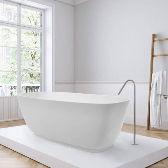 Image of BC Designs Divita Freestanding Bath