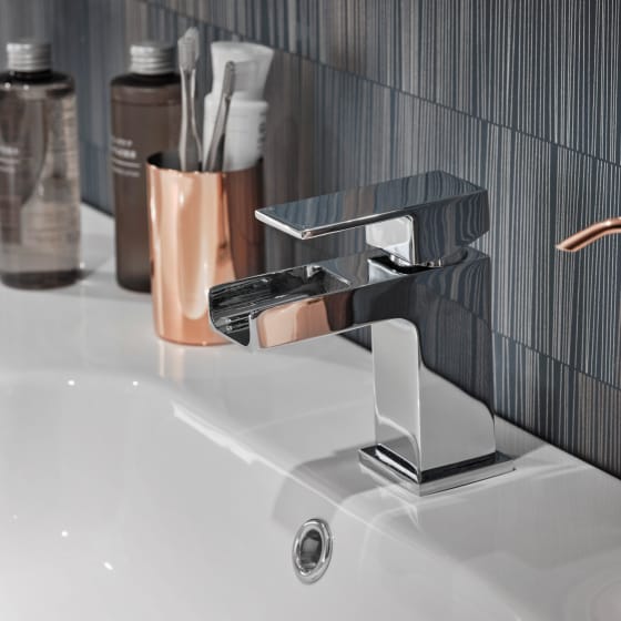 Image of Essential Soho Mono Basin Mixer